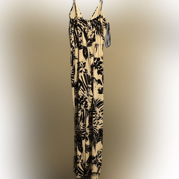 ⭐️ , A’gaci Romper pants size medium - Picture 2 of 3